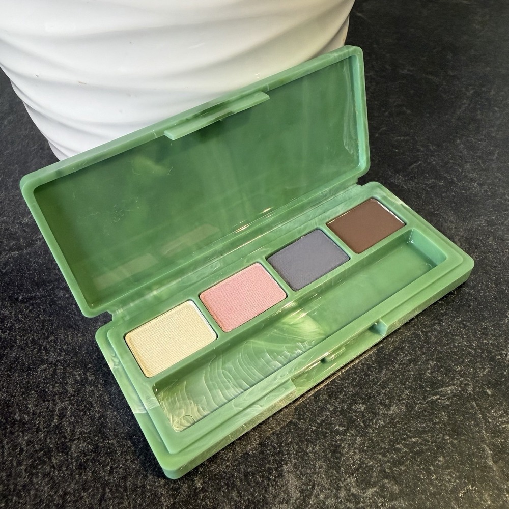 Clinique Eye Palette BEWITCHED FADED DENIM SILVER LINING SUGAR SUGAR Quad
